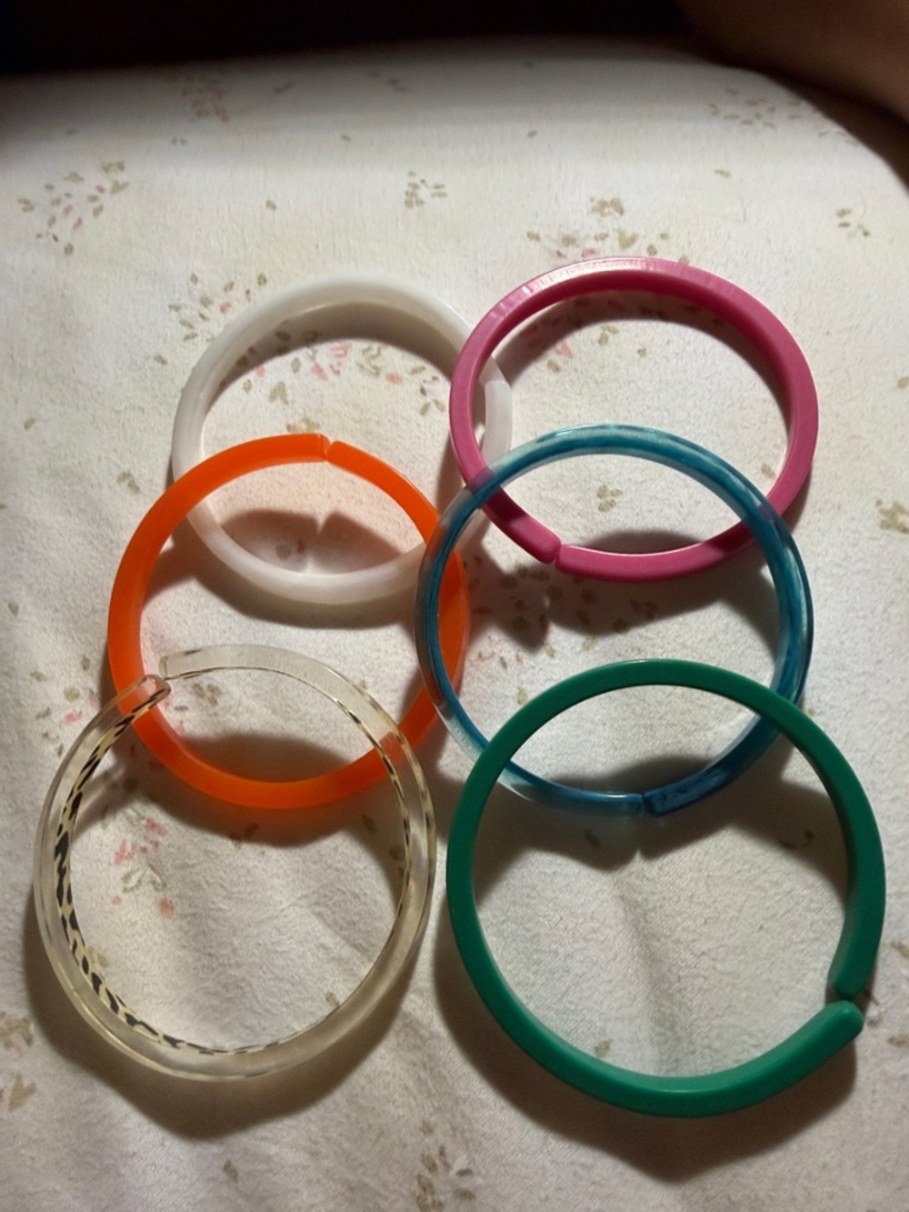 Plunder colorful resin bangle set in teal, orange, pink, white - Picture 2 of 4